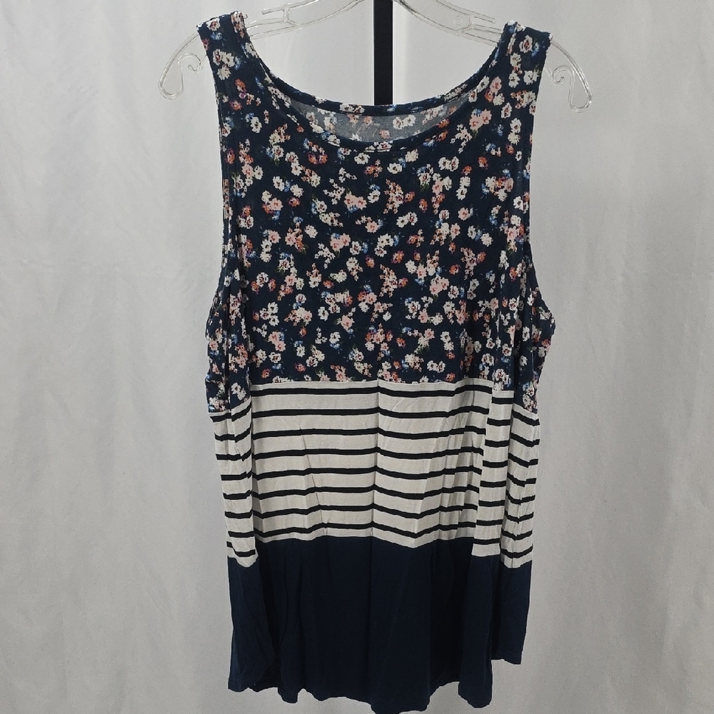 Floral and Striped Sleeveless Top - Picture 2 of 8